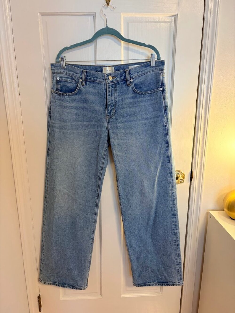 NWOT Frame Saturday The Frame jeans